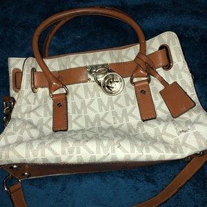 Micheal Kors bag